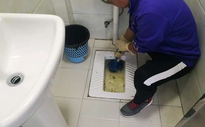 雨湖疏通蹲坑